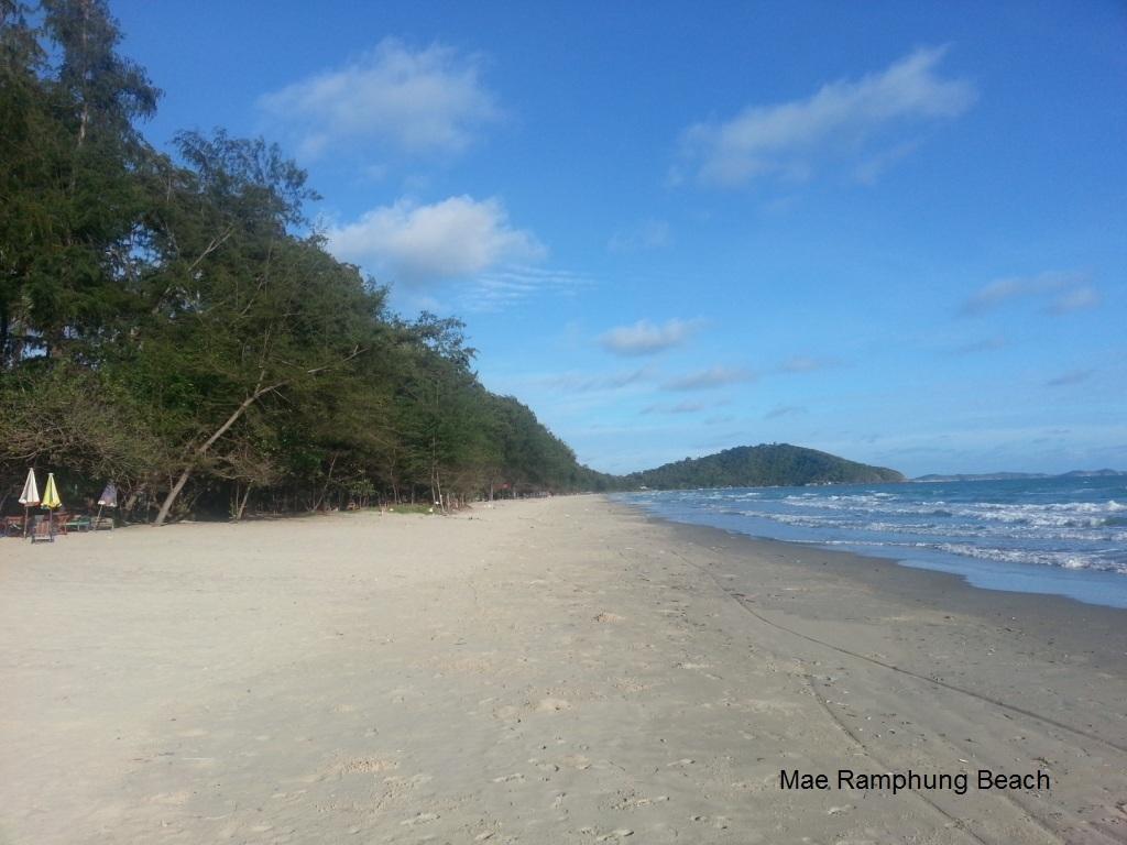 Vip Condochain Rayong Ban Phe Buitenkant foto
